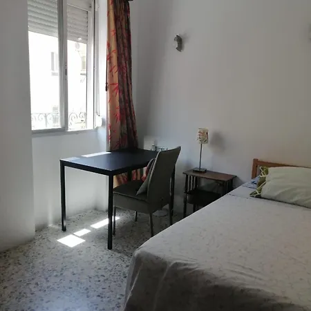 Preciosa Grande Comoda Wifi Centro Homestay *