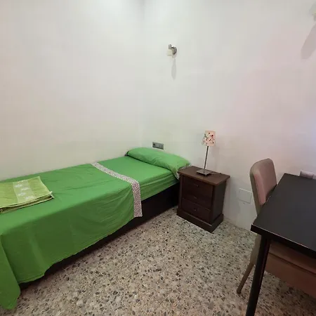 Homestay Preciosa Grande Comoda Wifi Centro Malaga